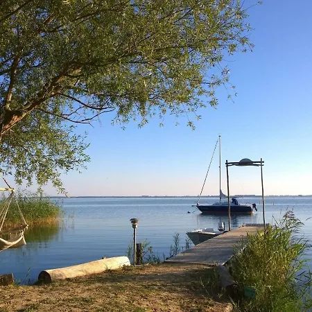 別荘 Ferienhaus Am Achterwasser In Luetow Lütow
